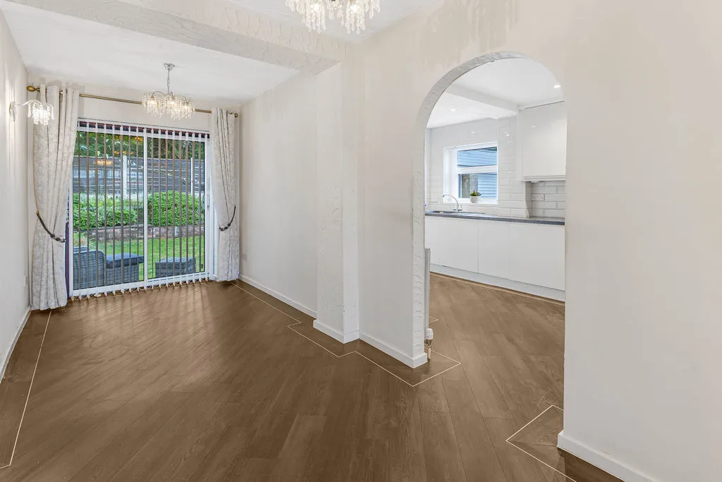 Cherrington Drive, Rochdale OL11 2XS, photo 5