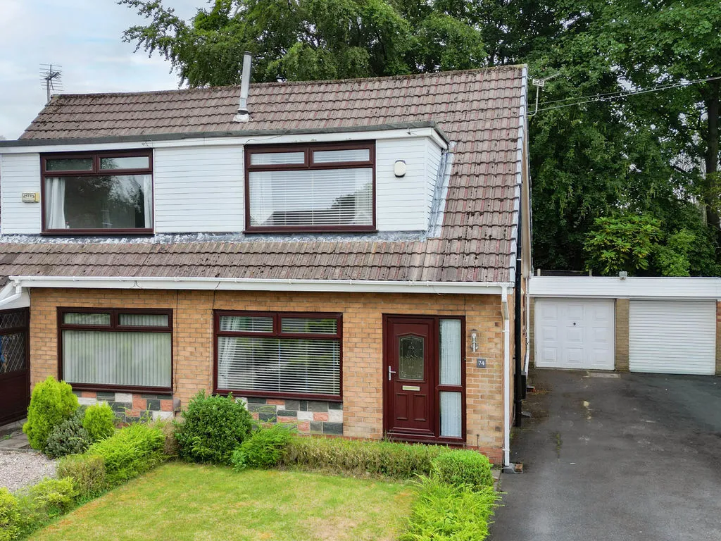 Cherrington Drive, Rochdale OL11 2XS, photo 14