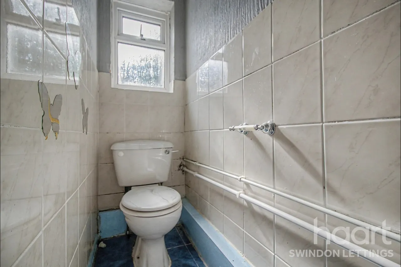 Redcliffe Street, SN2, photo 9