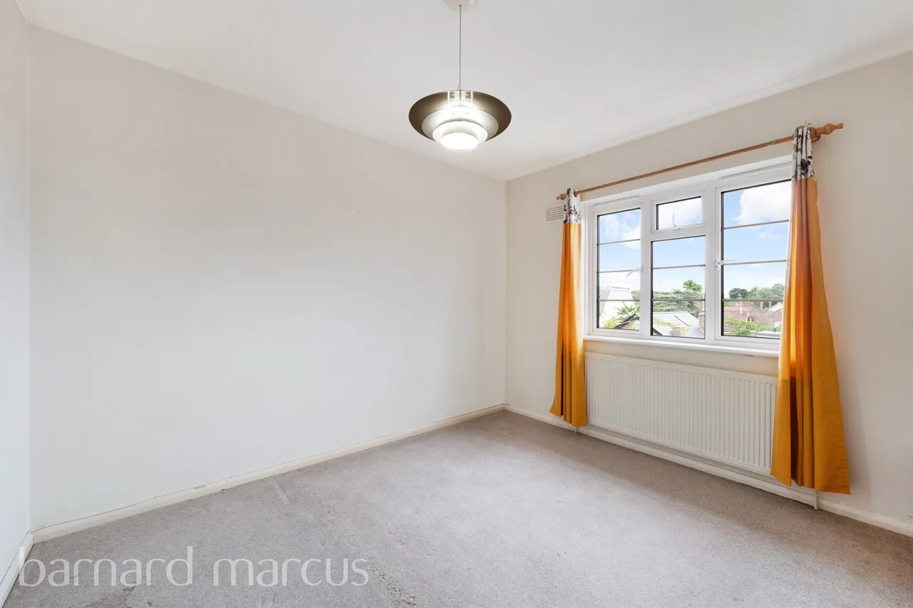 Upper Richmond Road West, East Sheen, London, photo 10