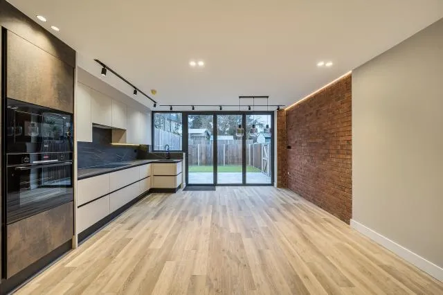 Totteridge Lane, London, N20, photo 4