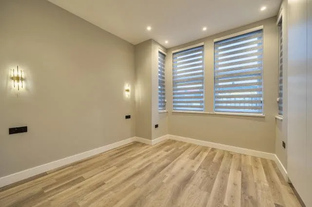 Totteridge Lane, London, N20, photo 15