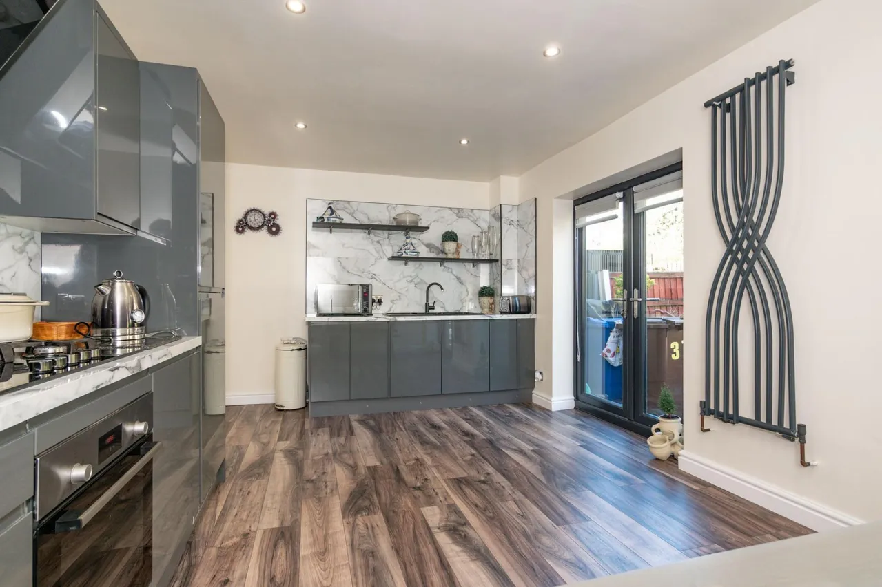 Halliwell Road, Prestwich, M25, photo 8