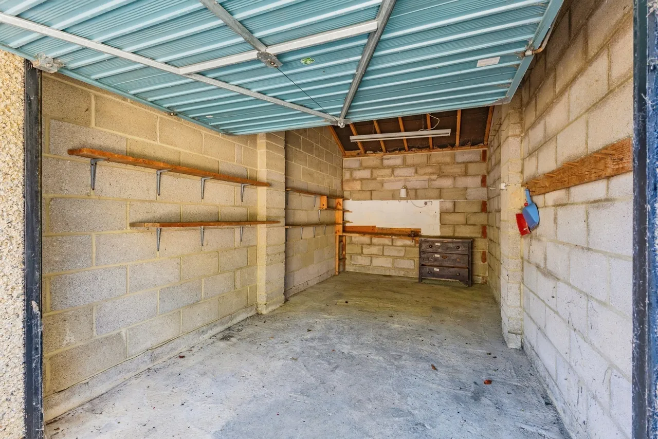 Packs Close, Harbertonford, TQ9, photo 15