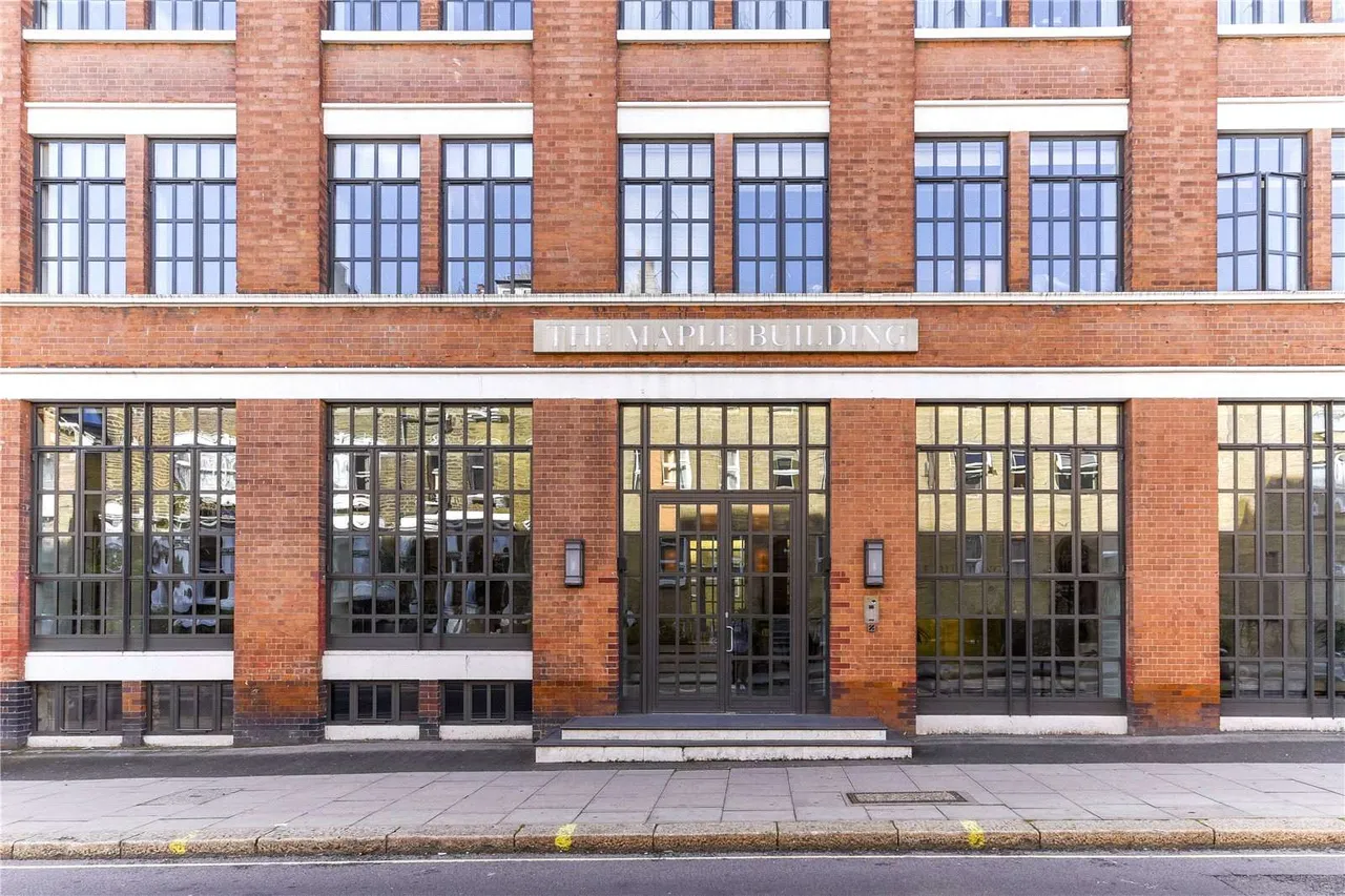 Highgate Road, London, NW5, photo 19