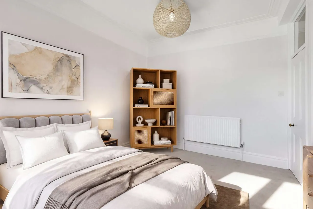 Sutton Court, Fauconberg Road, London, W4 3JG, photo 9