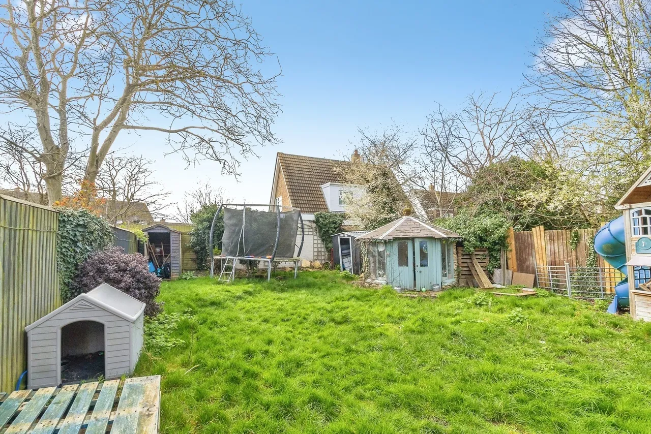 Chestnut Road, Yardley Gobion, NN12, photo 6