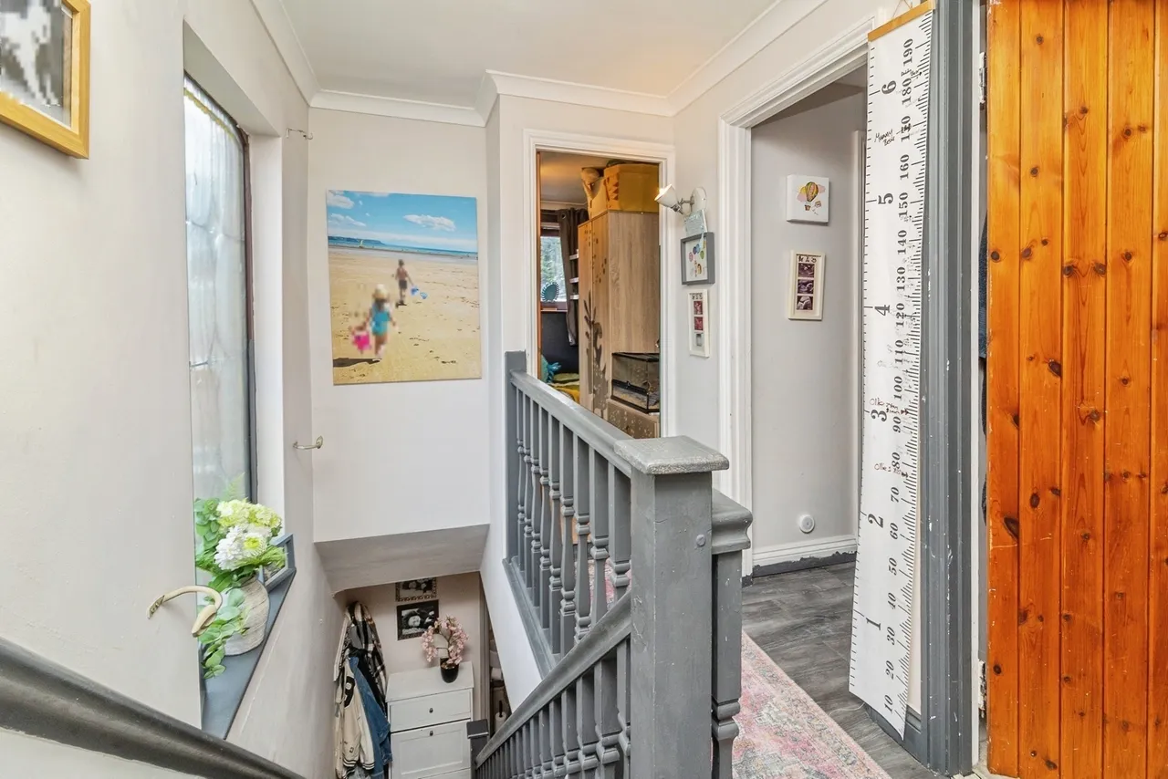 Chestnut Road, Yardley Gobion, NN12, photo 13