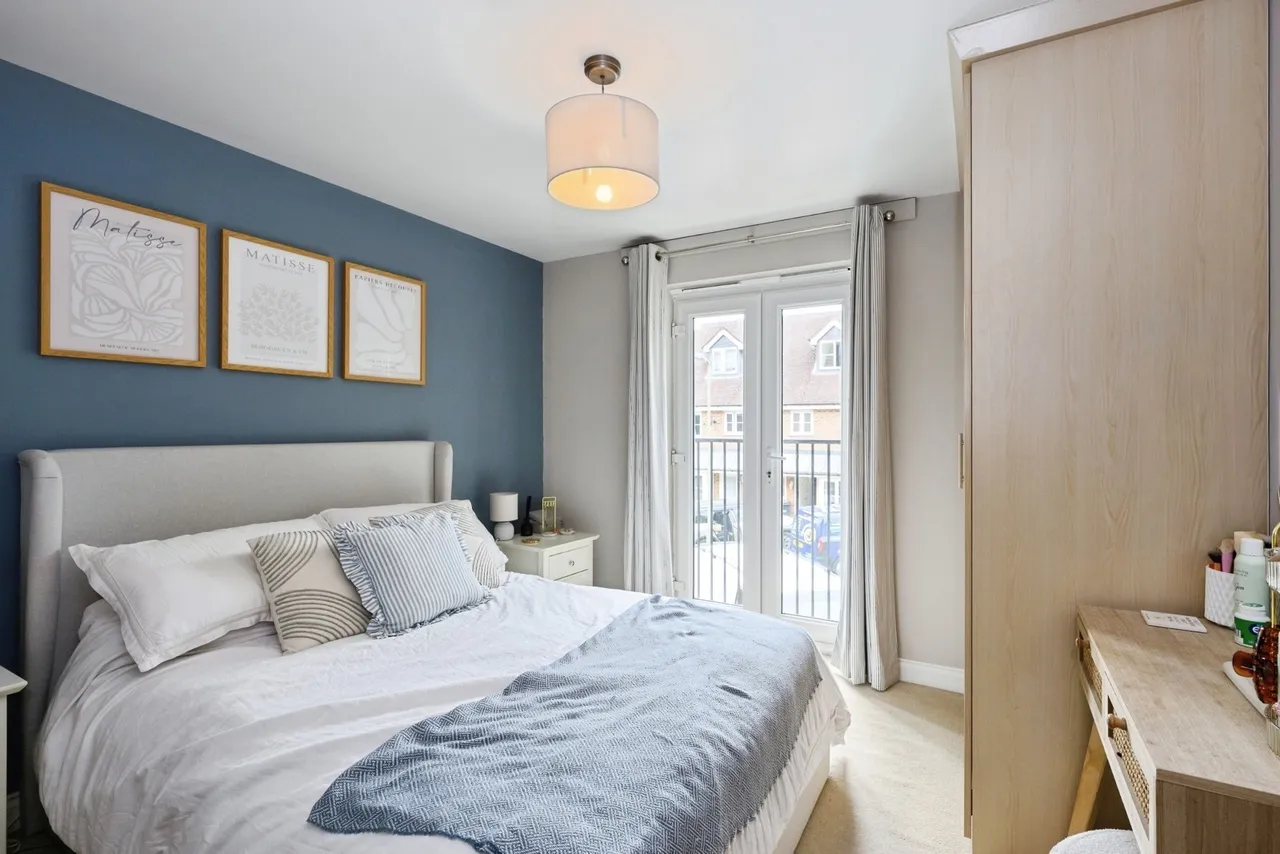 Kingsfield Way, Redhill, RH1, photo 4