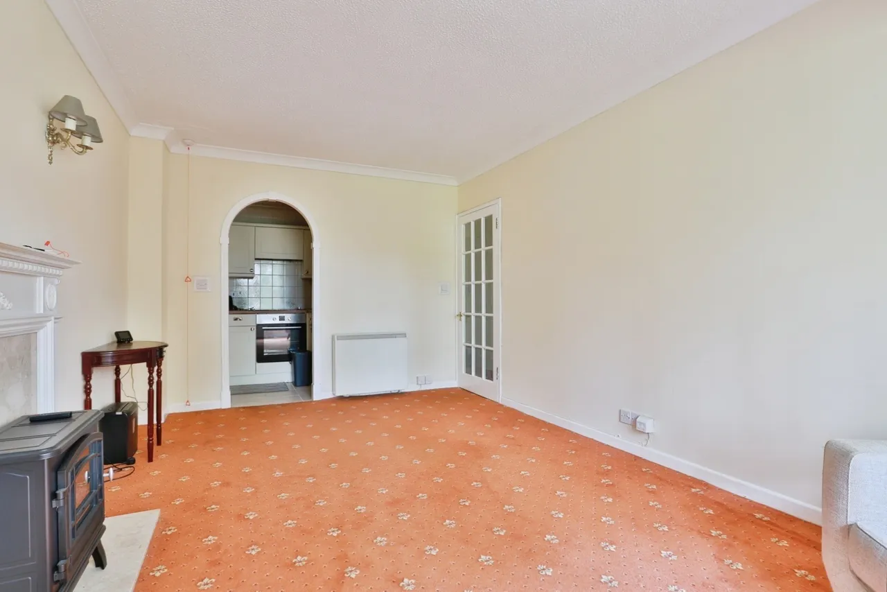 Queens Park West Drive, Bournemouth, BH8, photo 7