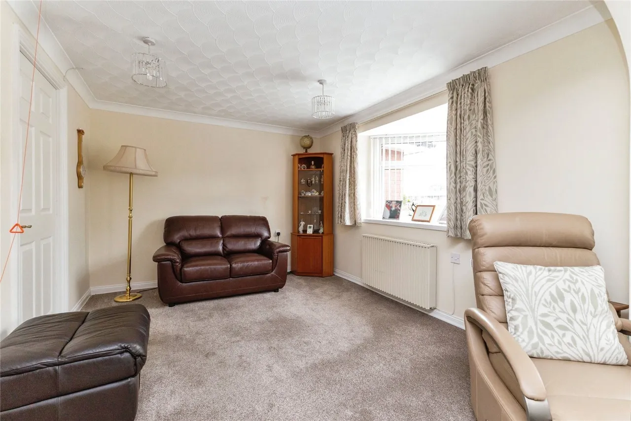 Wycliffe Court, Yarm, Durham, TS15, photo 6