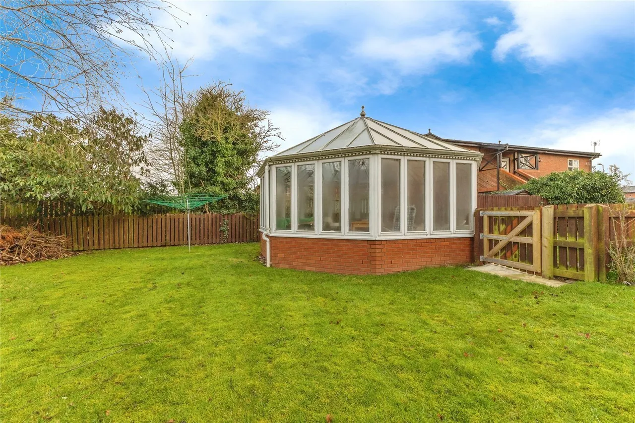 Wycliffe Court, Yarm, Durham, TS15, photo 13