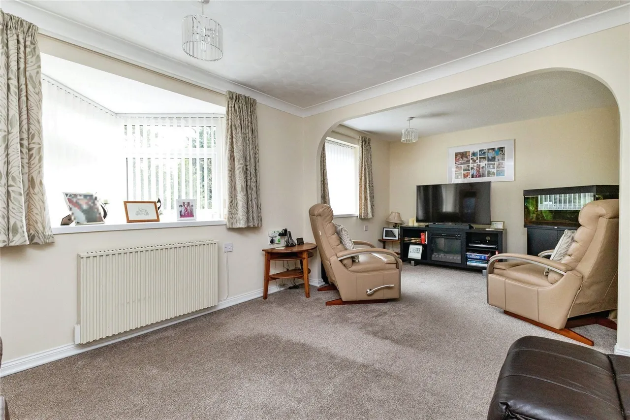 Wycliffe Court, Yarm, Durham, TS15, photo 3