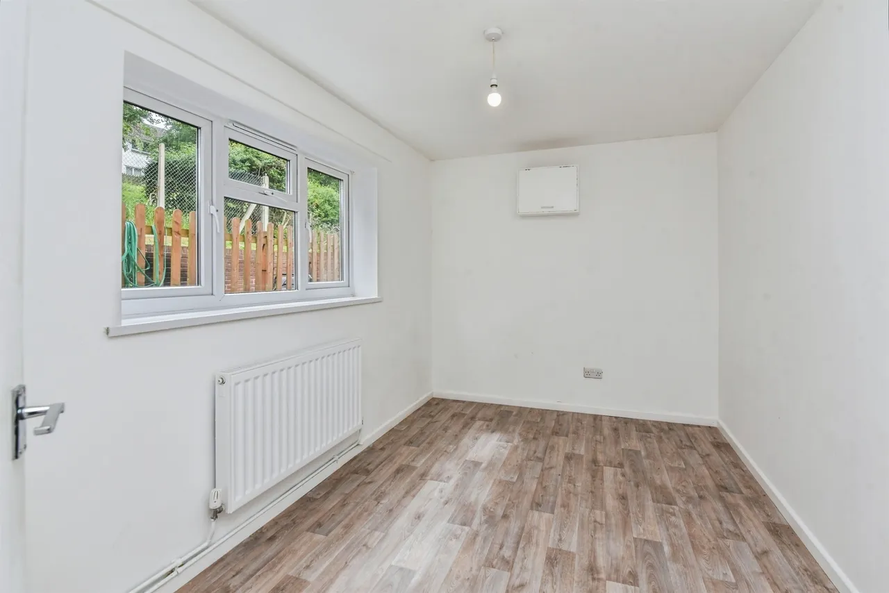Feltham Drive, Frome, photo 9