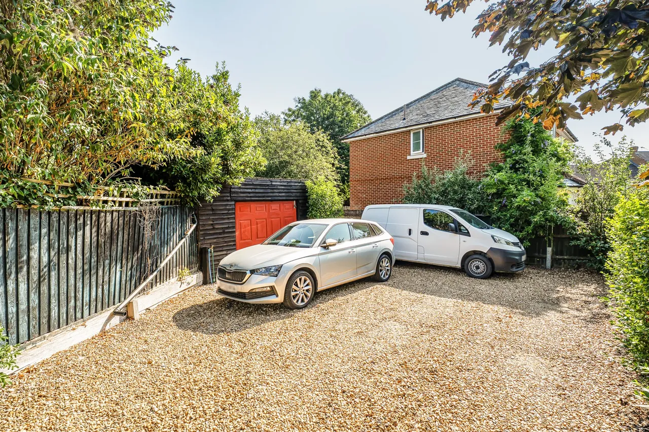 Bridge View Hook Road, North Warnborough, Hook, RG29 1EW, photo 18