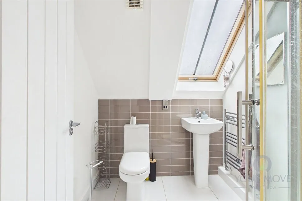 Flat 8 The Drill Hall, Benefield Road, Peterborough, PE8, photo 9