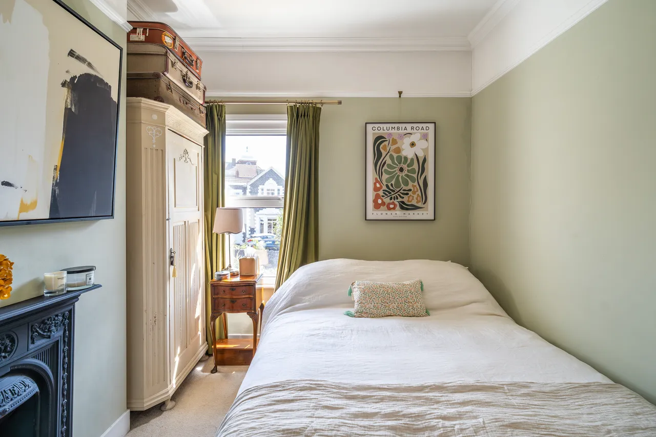 Sellincourt Road, London, SW17, photo 12