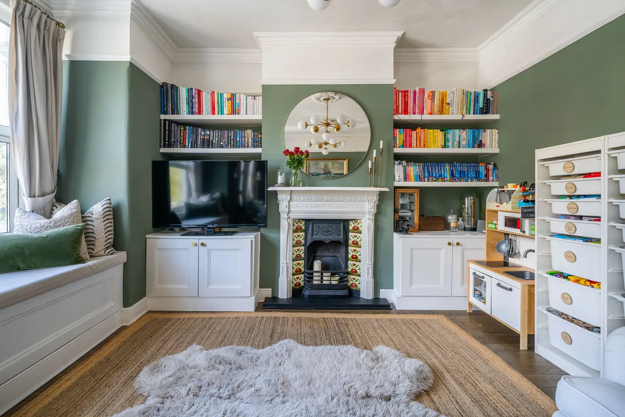 Sellincourt Road, London, SW17, photo 10