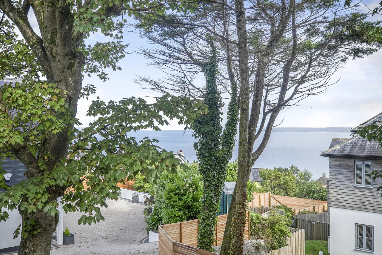 Valley Road, St. Ives, TR26, photo 2