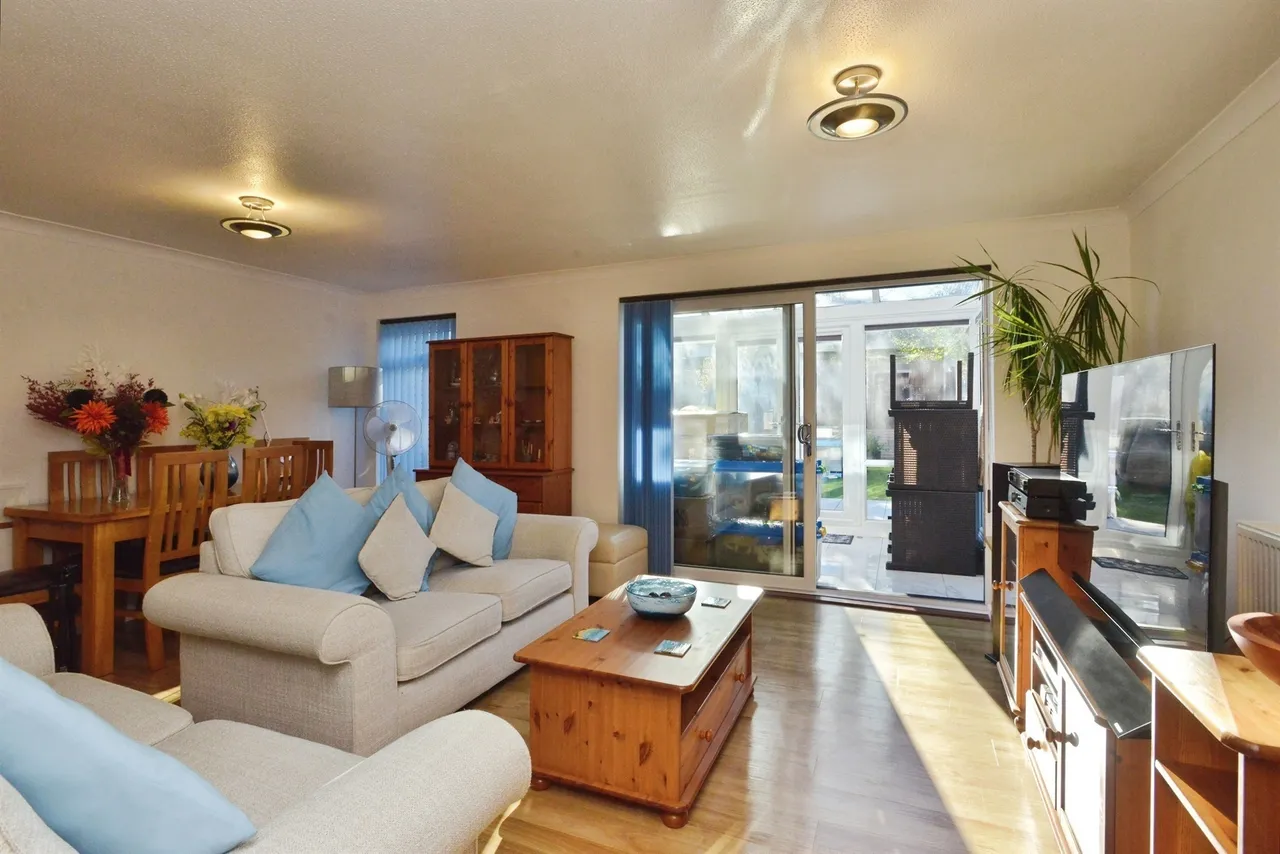 Downs Barn Boulevard, Downs Barn, MK14, photo 14