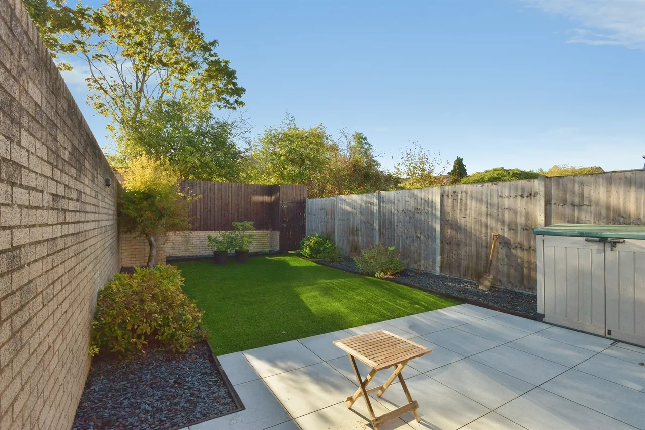 Downs Barn Boulevard, Downs Barn, MK14, photo 12