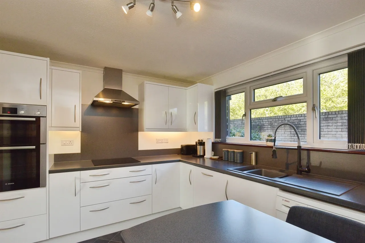 Downs Barn Boulevard, Downs Barn, MK14, photo 18