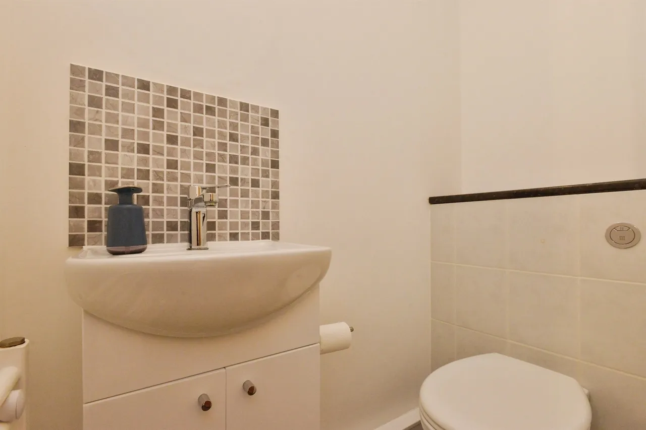 Downs Barn Boulevard, Downs Barn, MK14, photo 15