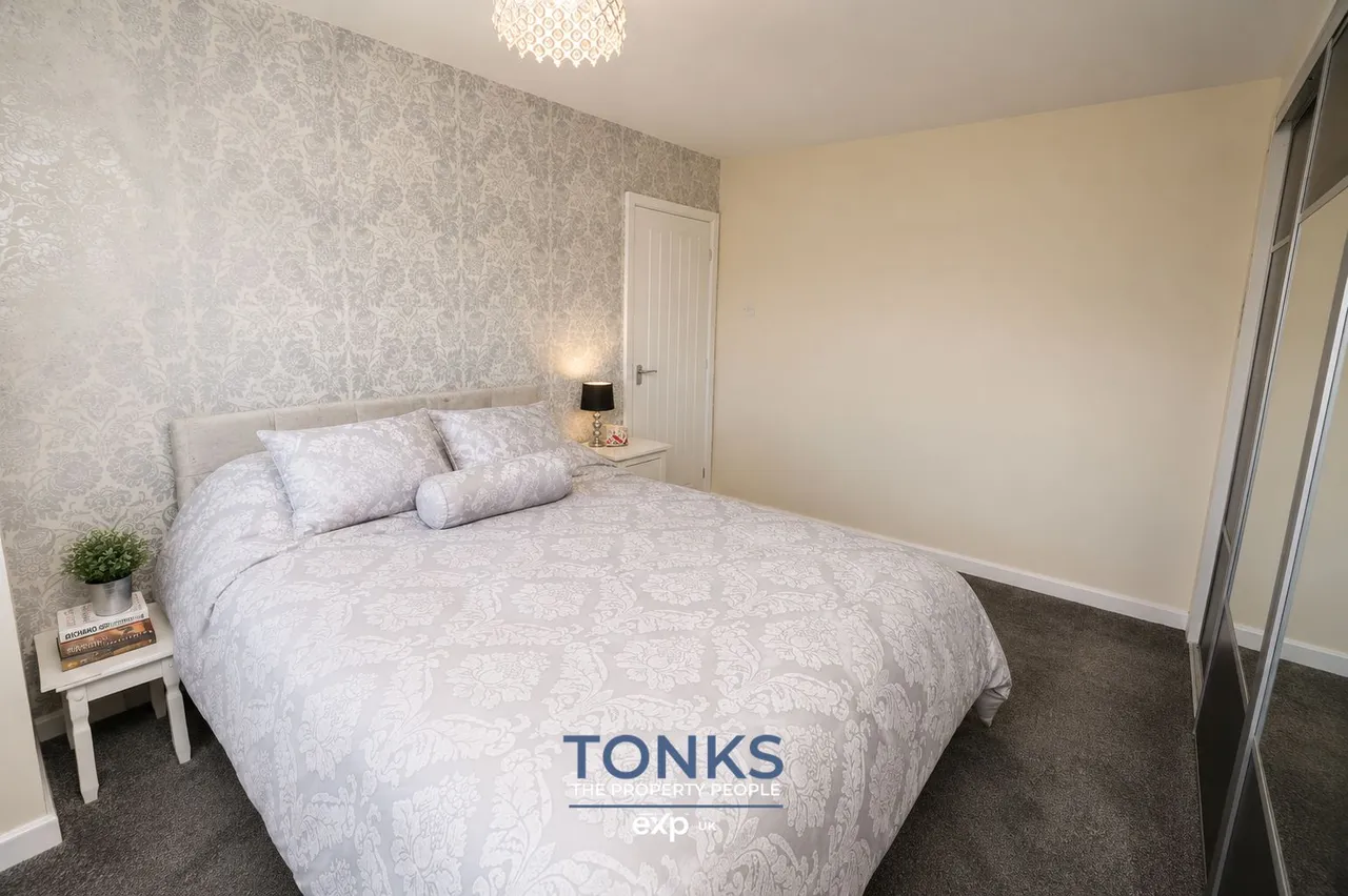 Manor Abbey Road, Halesowen, B62, photo 17