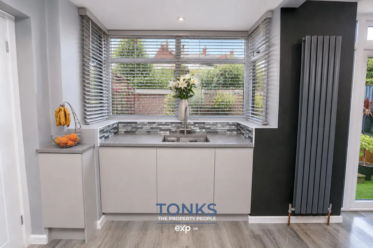 Manor Abbey Road, Halesowen, B62, photo 6