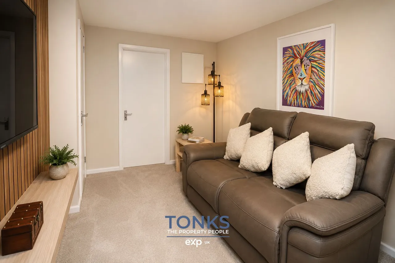 Manor Abbey Road, Halesowen, B62, photo 10