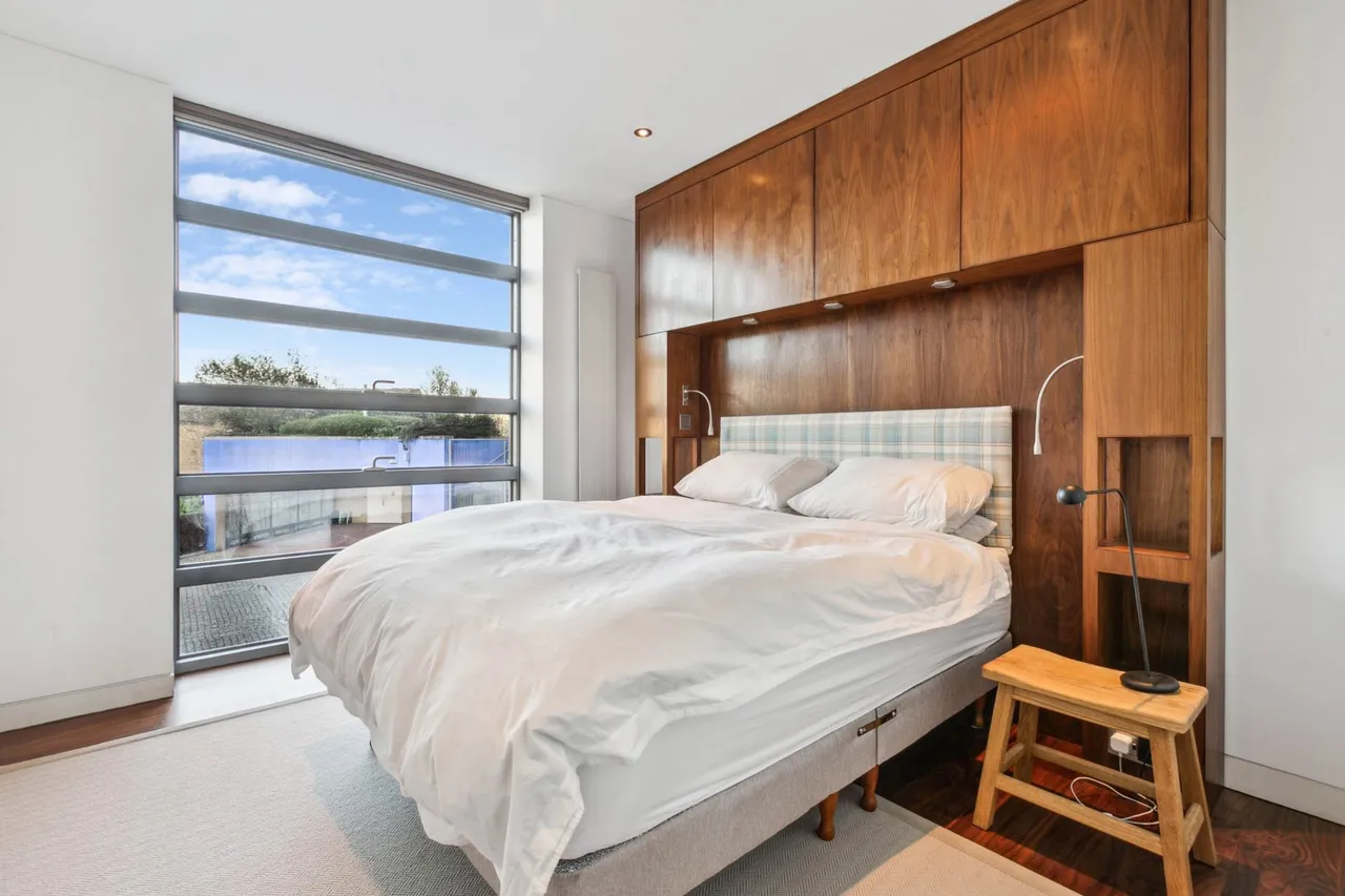 The Montevetro Building, Battersea, SW11, photo 6