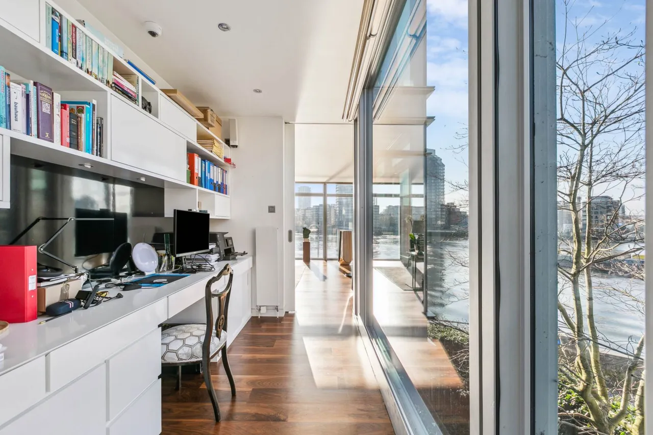 The Montevetro Building, Battersea, SW11, photo 9