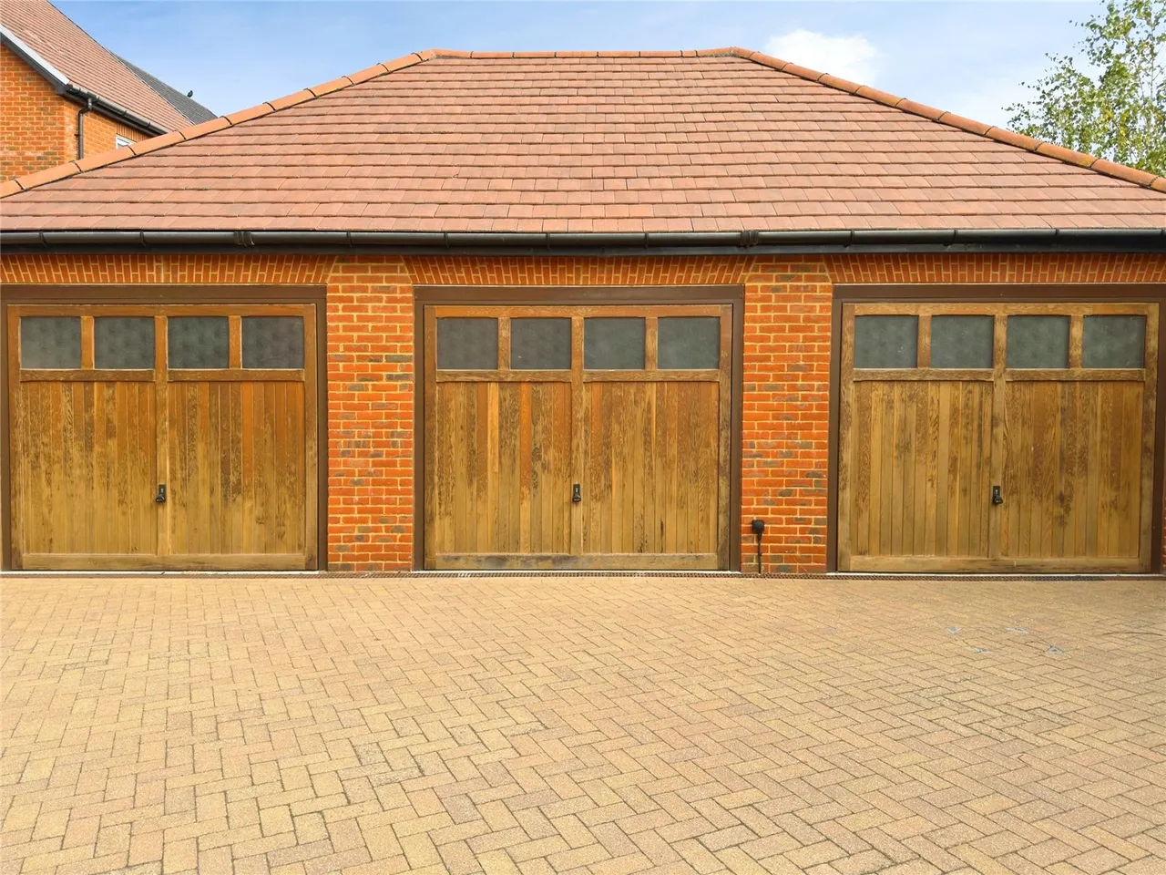 Jasmine Grange, Warfield, RG42, photo 20