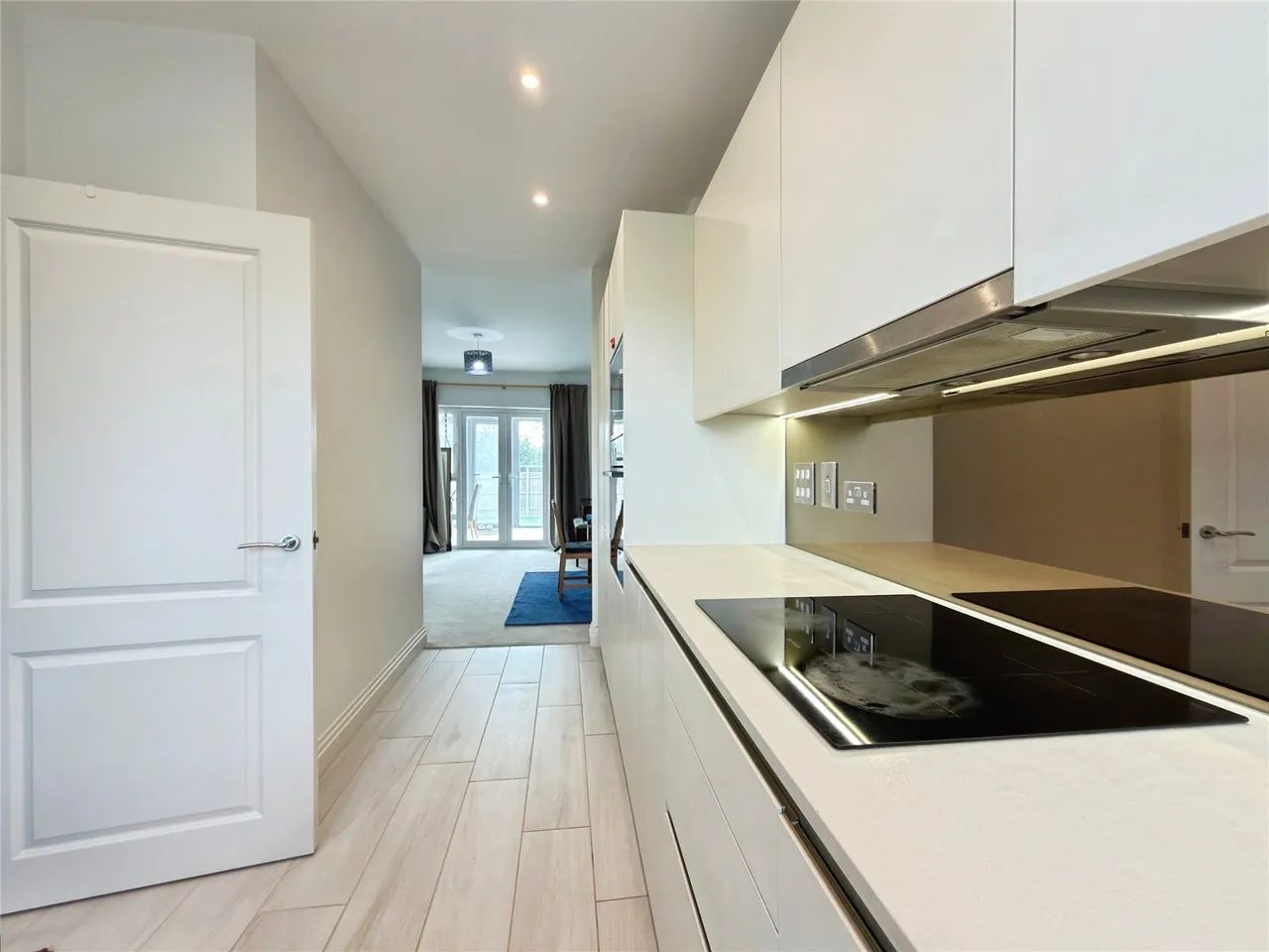 Jasmine Grange, Warfield, RG42, photo 8