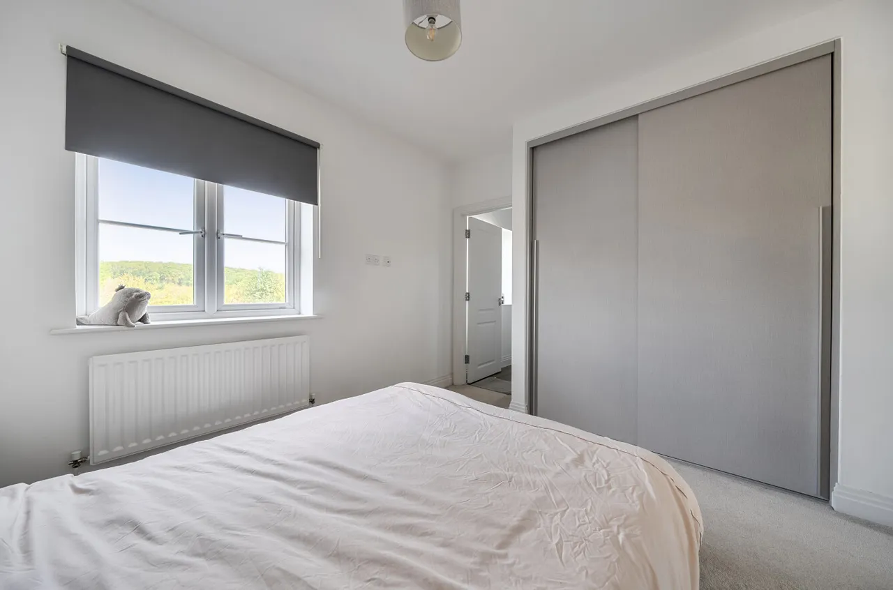 Jasmine Grange, Warfield, Bracknell, Berkshire, RG42 5BD, photo 10