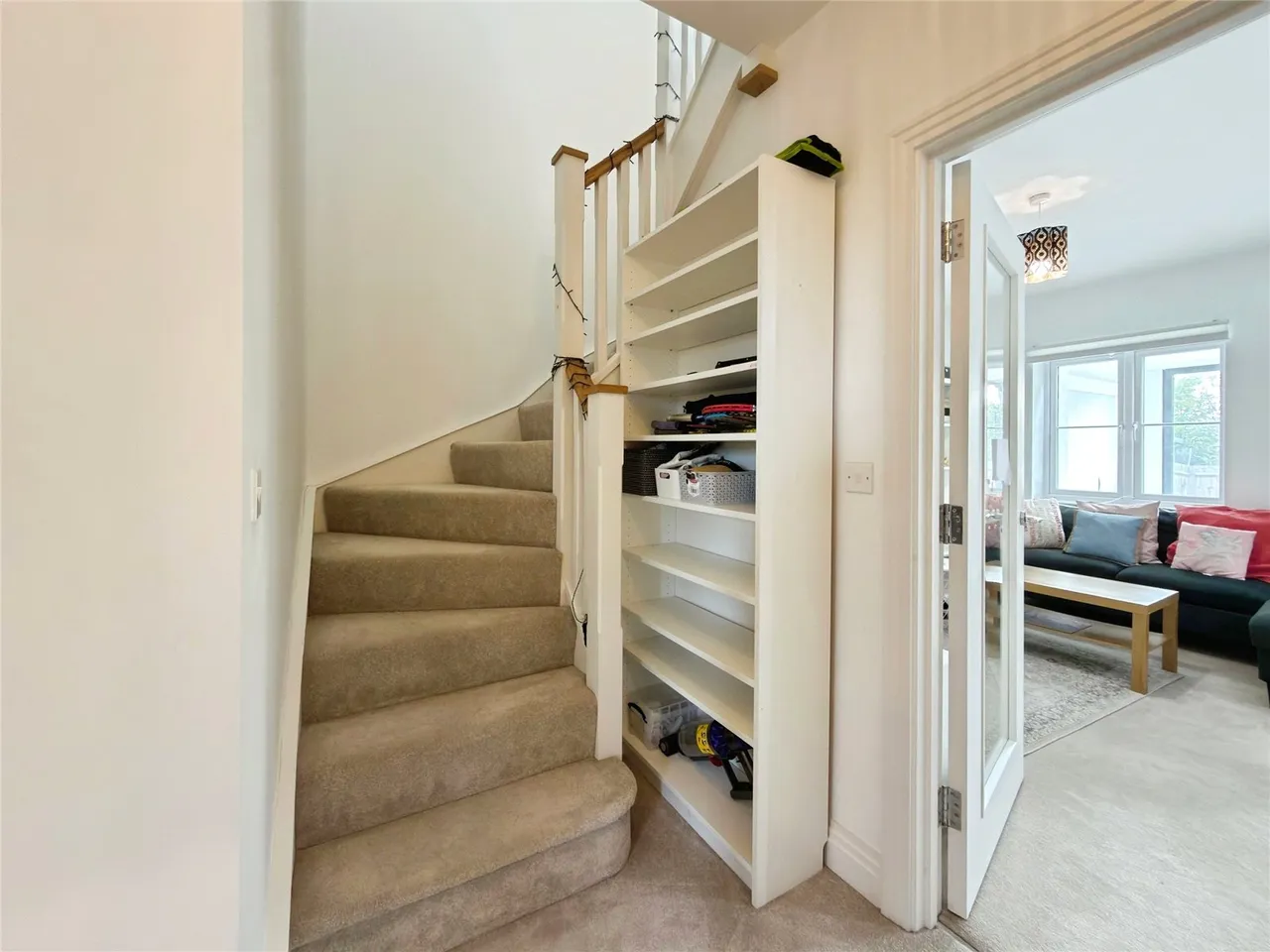 Jasmine Grange, Warfield, RG42, photo 13
