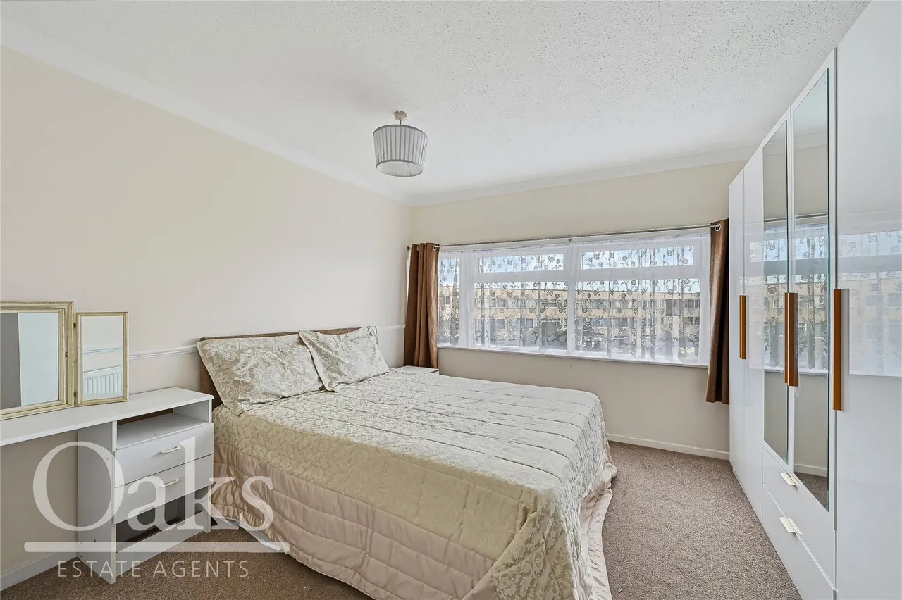 Gale Close, Mitcham, CR4, photo 5