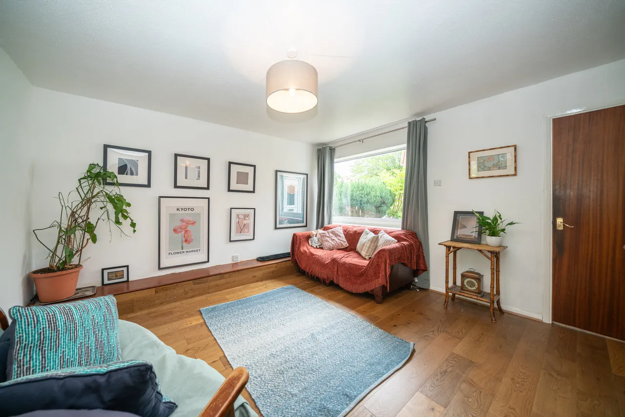 Chiltern Park Avenue, Berkhamsted, photo 2