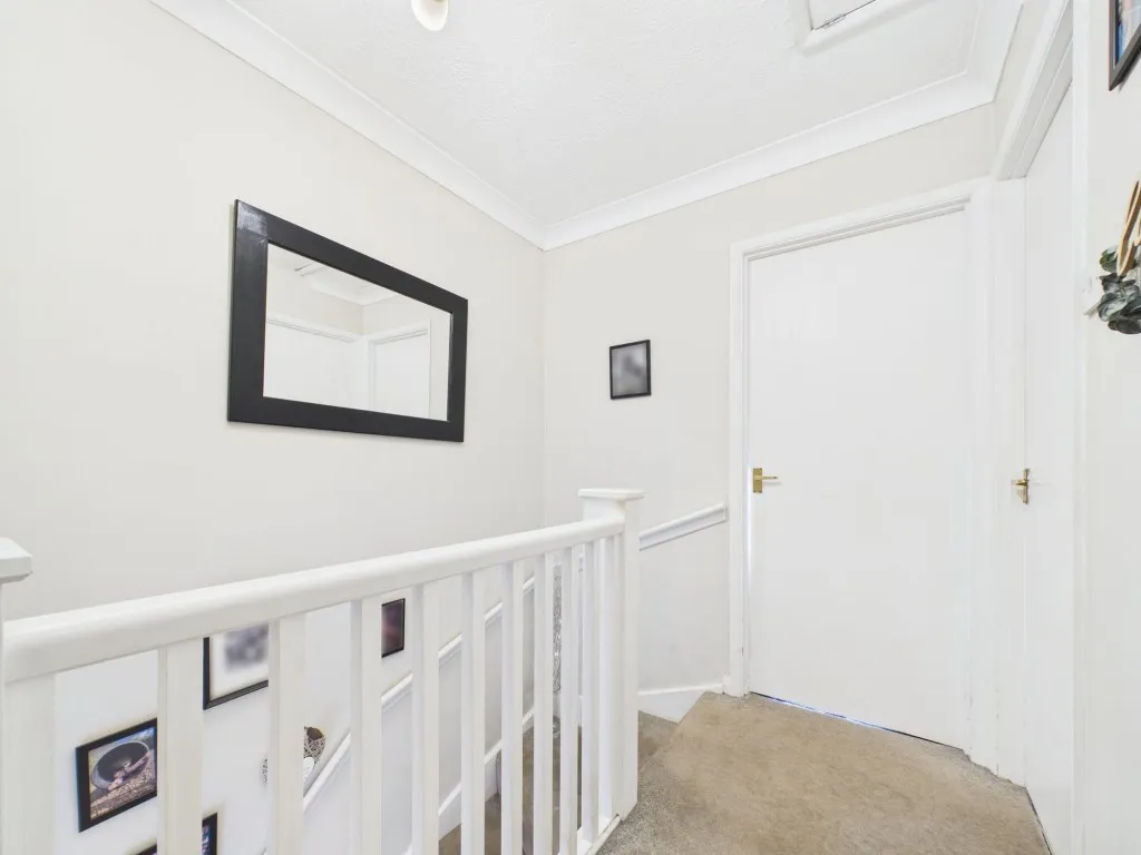 Derrick Close, Calcot, RG31, photo 10
