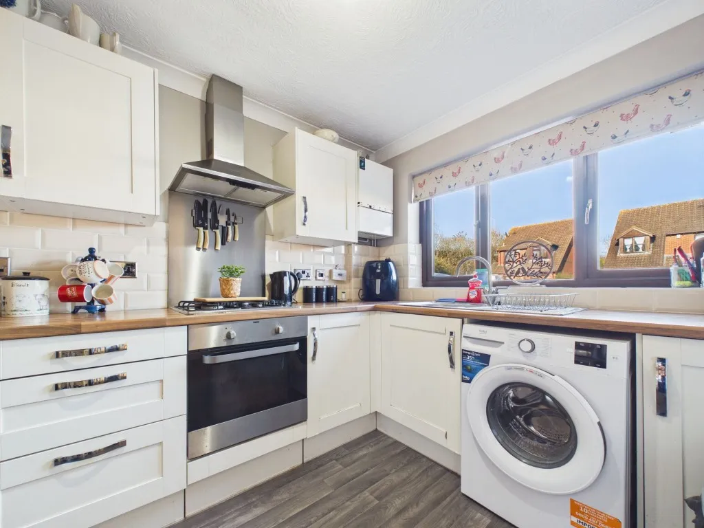Derrick Close, Calcot, RG31, photo 5