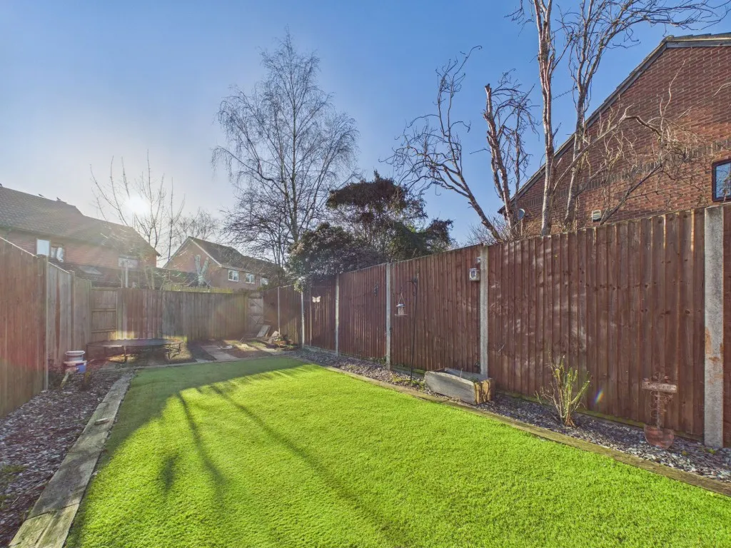 Derrick Close, Calcot, RG31, photo 19