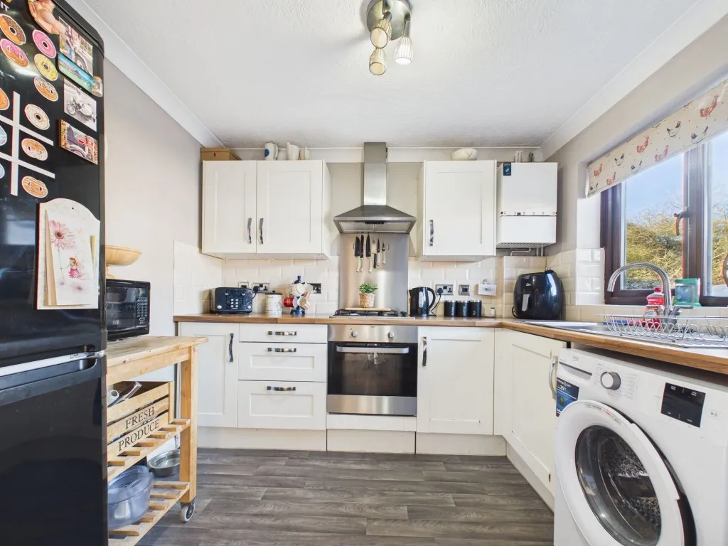 Derrick Close, Calcot, RG31, photo 4