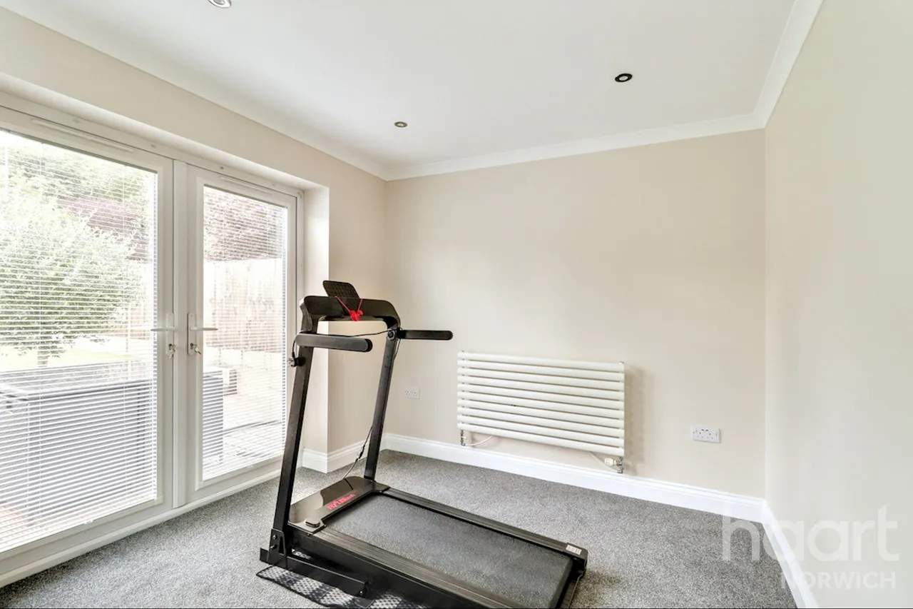 Sutherland Avenue, Norwich, NR6, photo 14