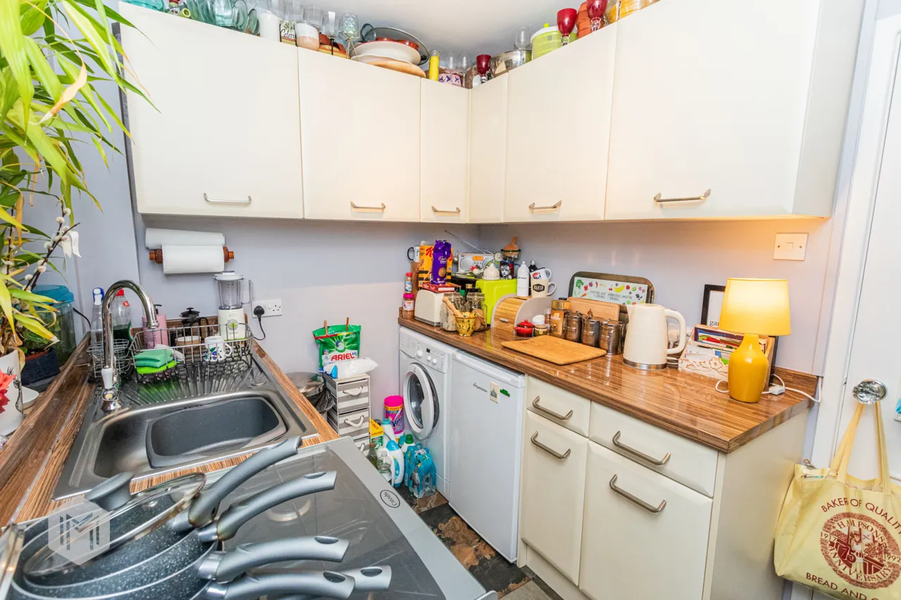 Links Road, Bolton, BL2 4EN, photo 11