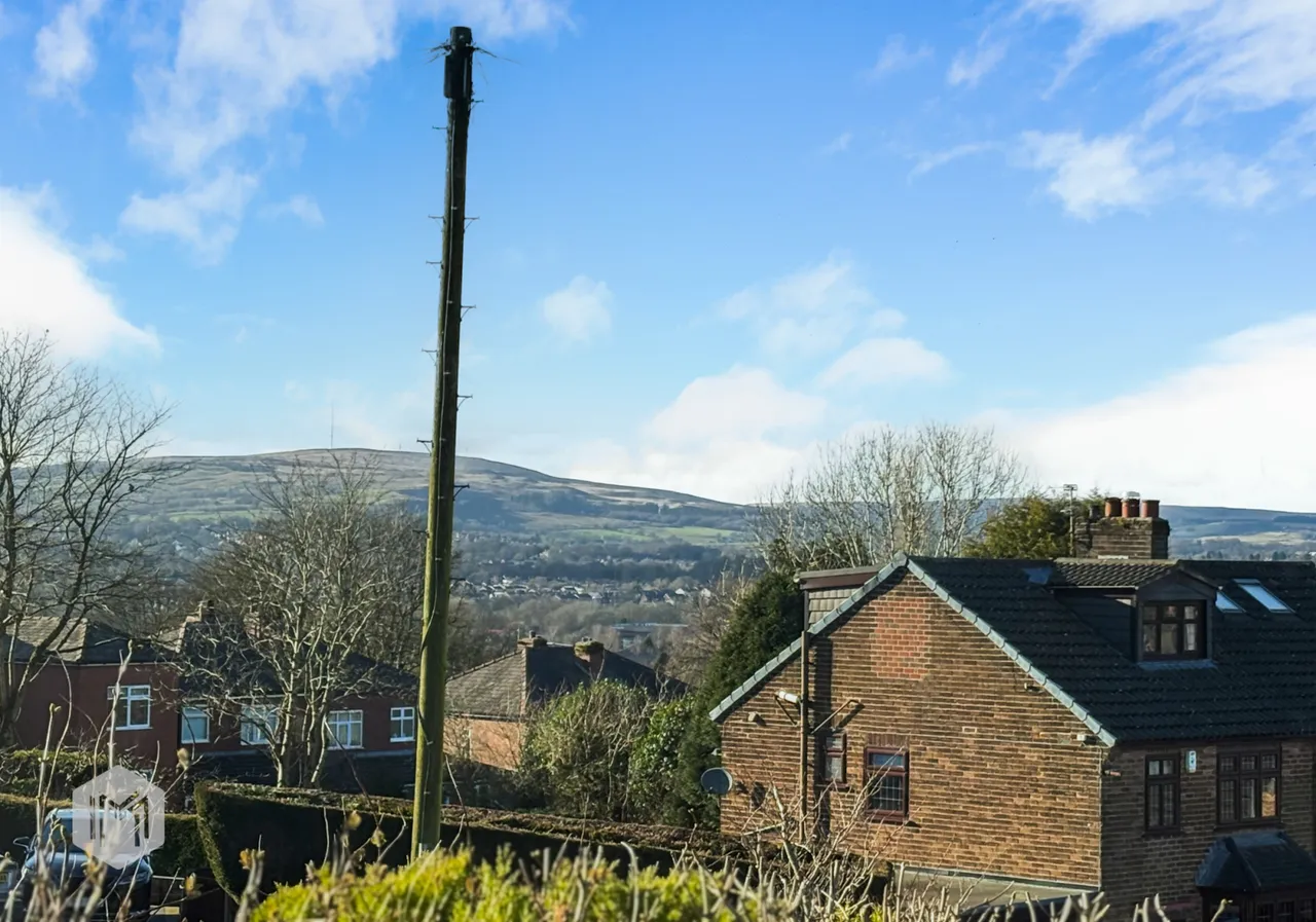 Links Road, Bolton, BL2 4EN, photo 19