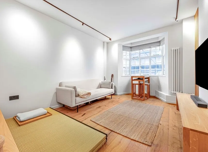 Woburn Place, Bloomsbury, WC1H, photo 3