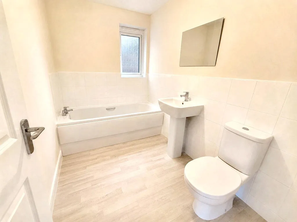 Morpeth NE65 0GR, NE65, photo 9