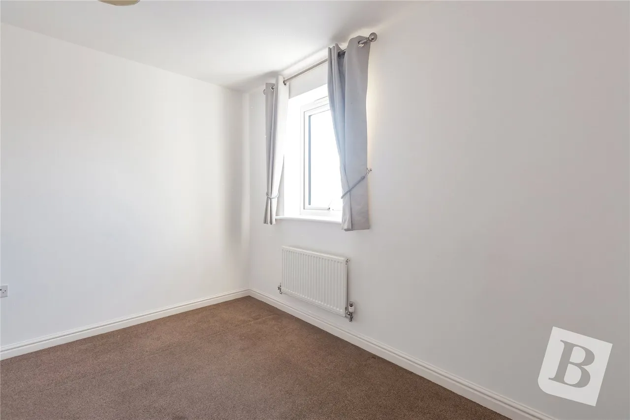 Torino Way, South Ockendon, RM15, photo 15