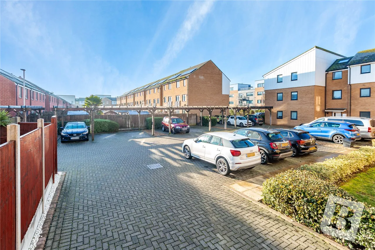 Torino Way, South Ockendon, RM15, photo 24