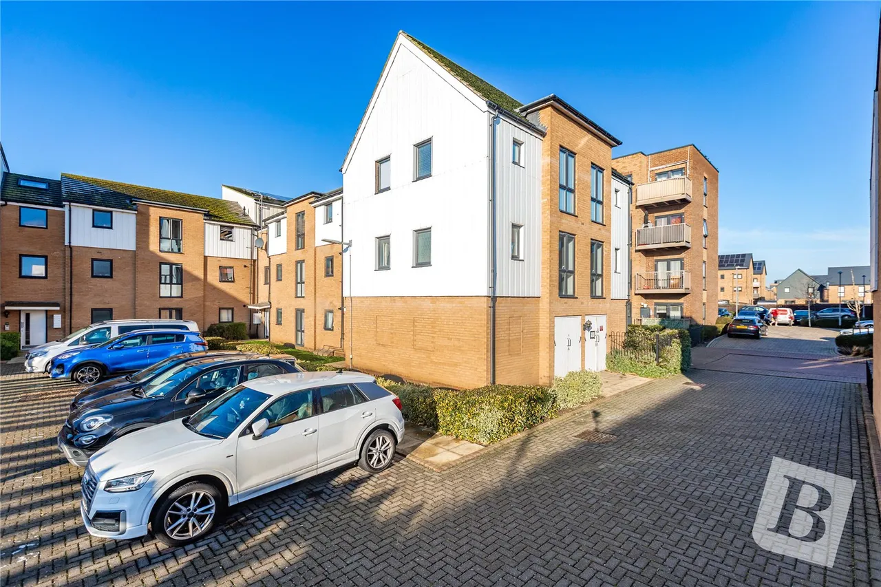 Torino Way, South Ockendon, RM15, photo 25